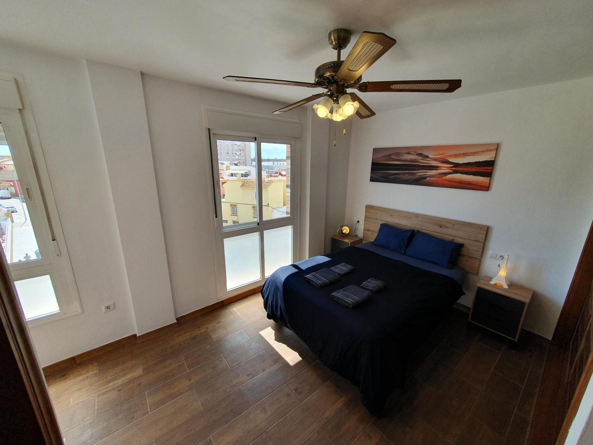 3E, 56M2, 1 Dormitorio, 4 Huespedes, Wifi Gratis La Línea de la Concepción Exterior foto